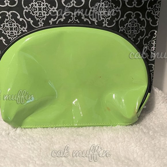 * VERY RARE * INVADER ZIM COSMETIC BAG / GIR - Picture 4 of 7